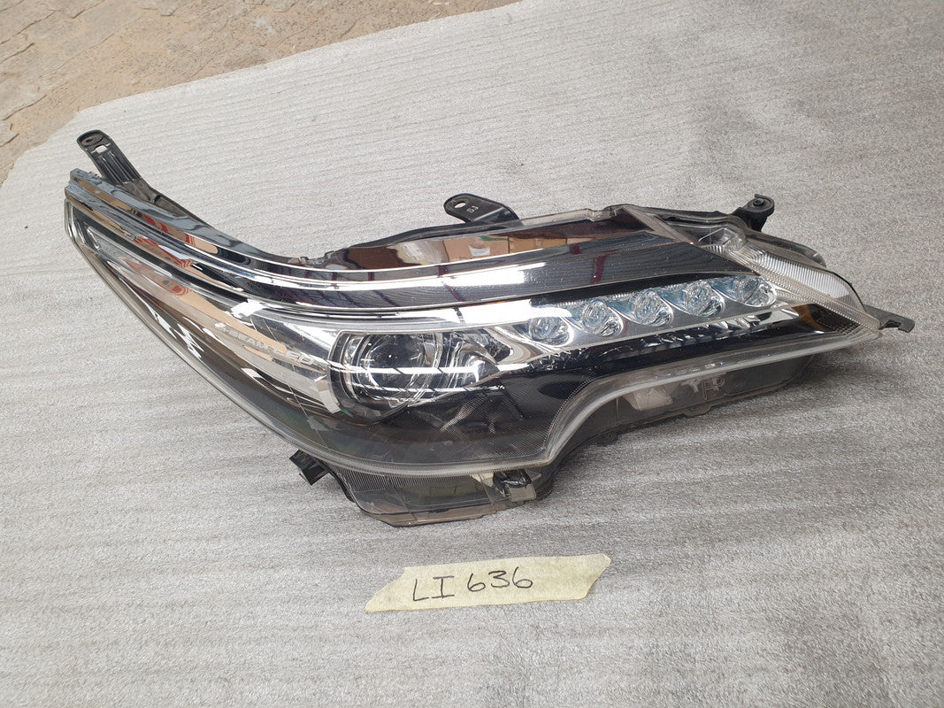 Toyota Fortuner 2.8GD 2016 Right Headlight