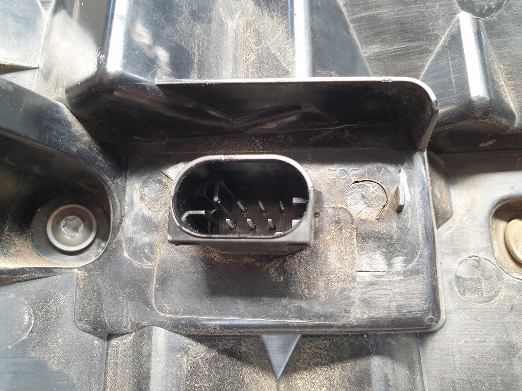 Mercedes-Benz GLC W253, 250 D Left Taillight