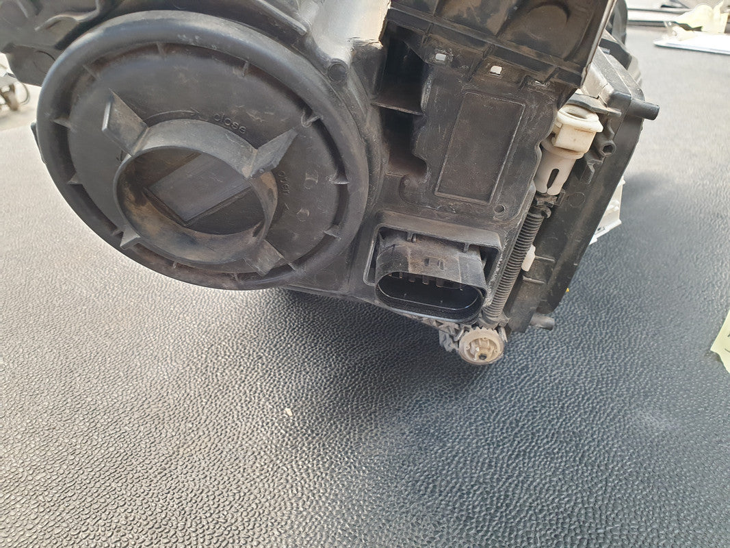 Mercedes-Benz GLE W167 Left Headlight