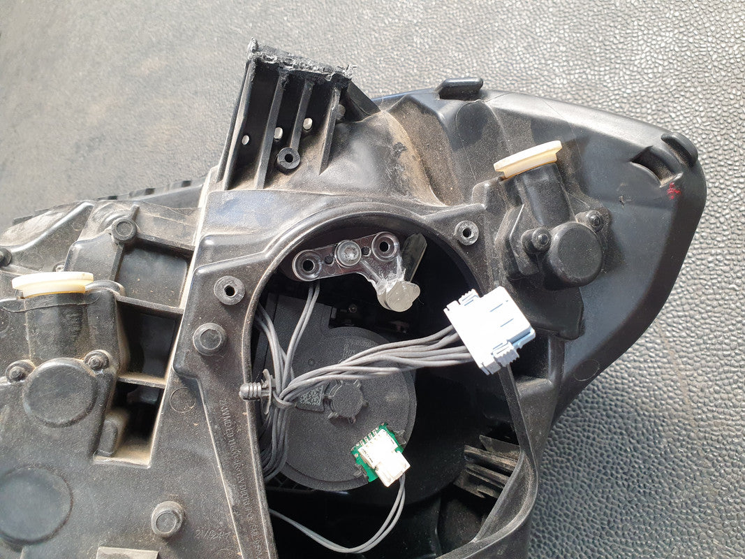 Mercedes-Benz A-Class W176 Right Headlight