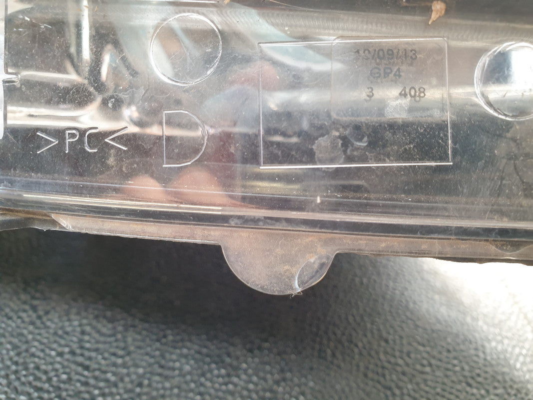 Original Used Peugeot 208 2012 Right Headlight