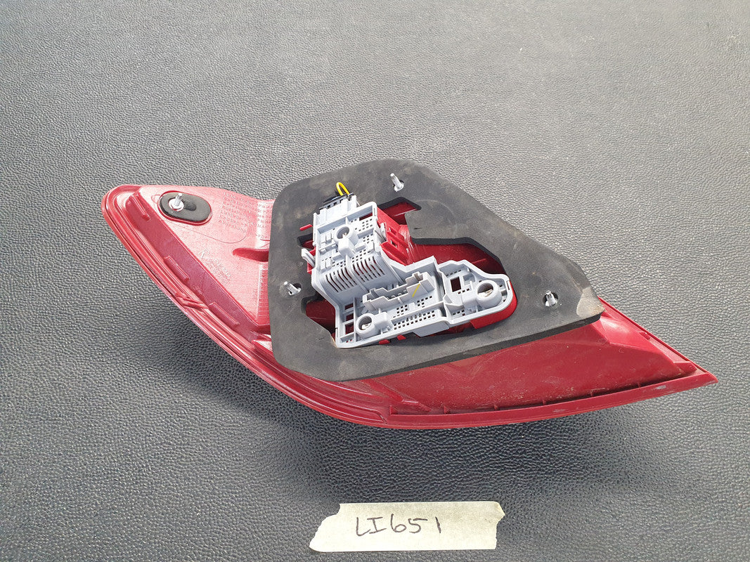 Mercedes-Benz Aftermarket C-Class W204 FULL LED Right Taillight