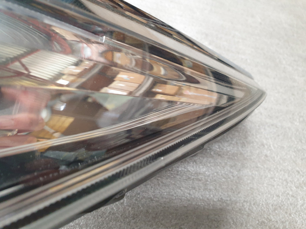 Toyota Fortuner 2.8GD 2016 Left Headlight