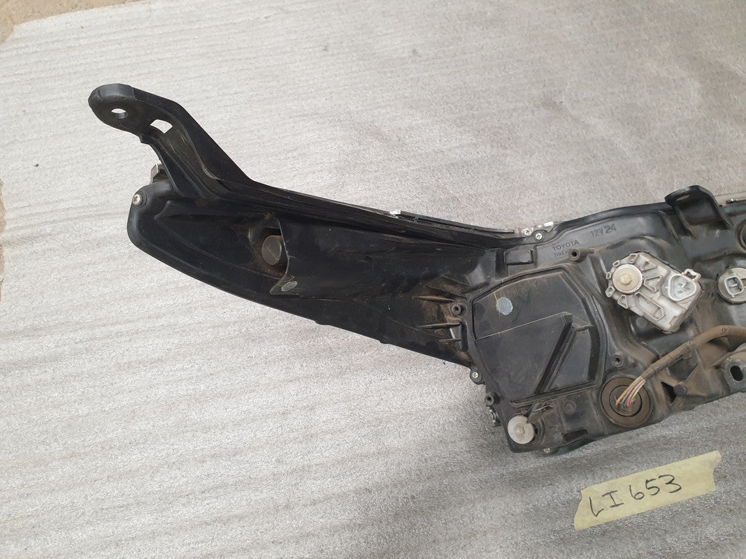 Toyota Fortuner 2.8GD 2016 Left Headlight