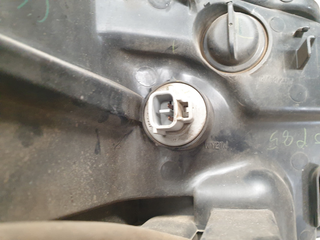 Toyota Fortuner 2.8GD 2016 Left Headlight