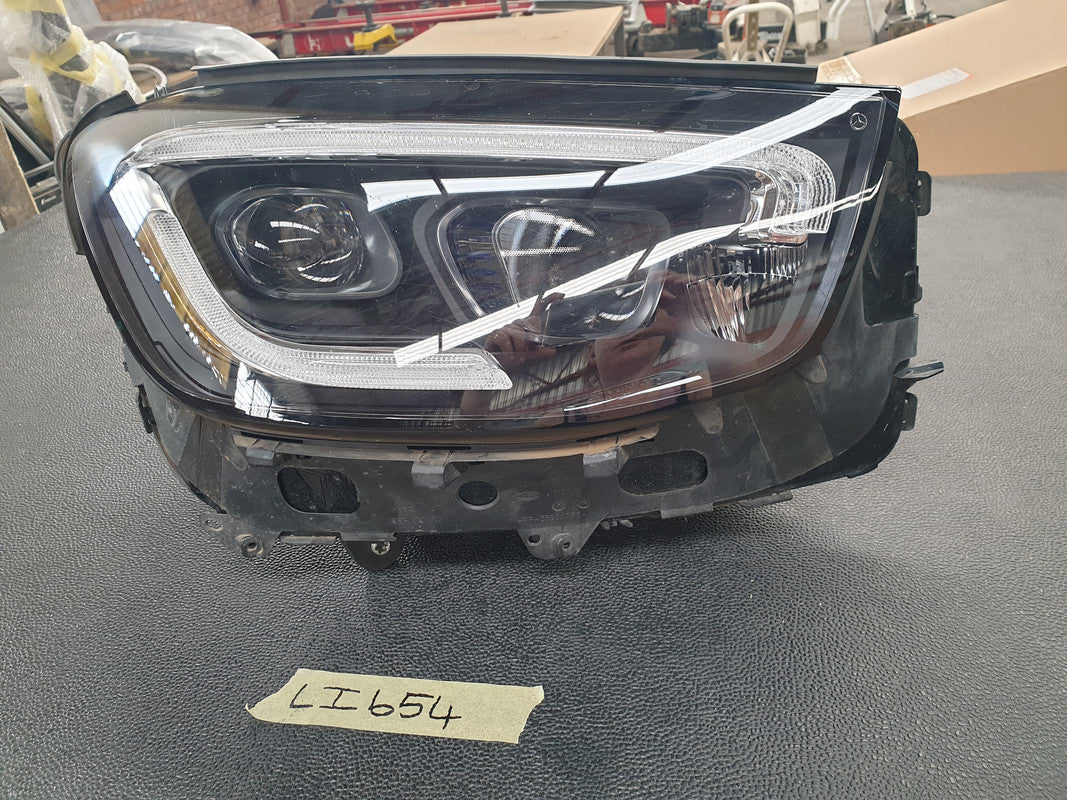 Mercedes-Benz GLC W253, 220 D 2021 Right Headlight