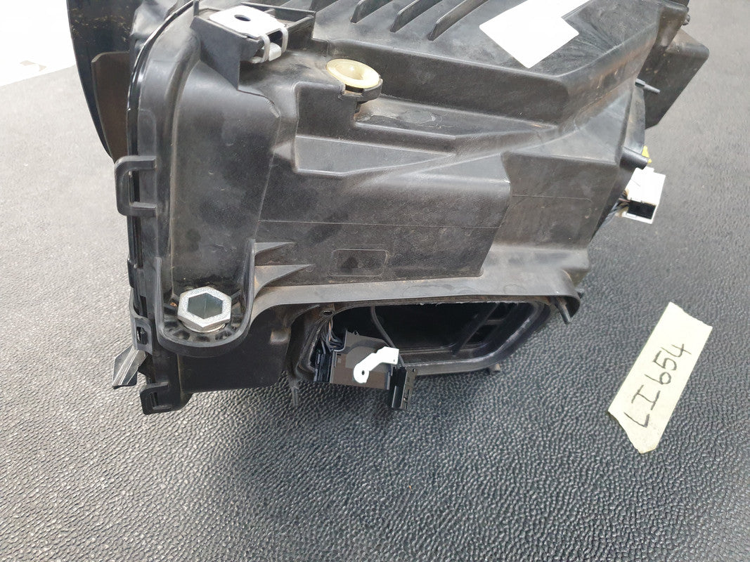 Mercedes-Benz GLC W253, 220 D 2021 Right Headlight