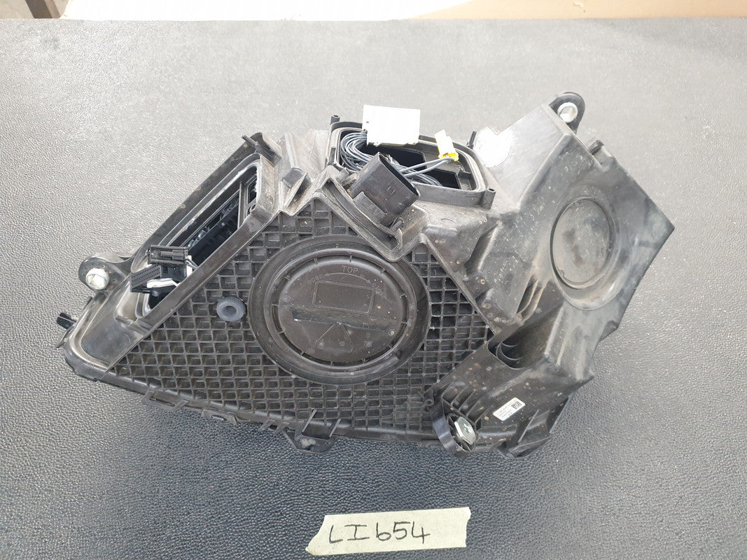 Mercedes-Benz GLC W253, 220 D 2021 Right Headlight