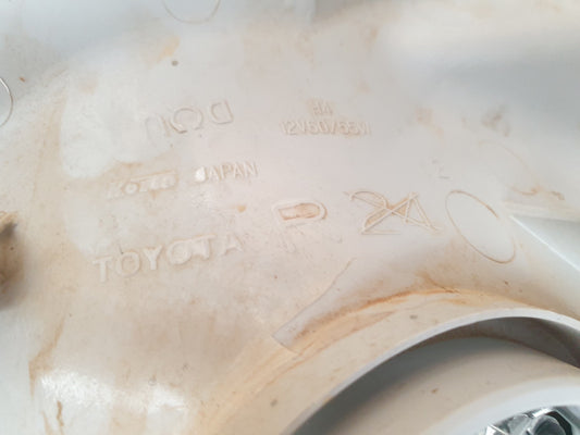 Toyota Quantum Right Headlight