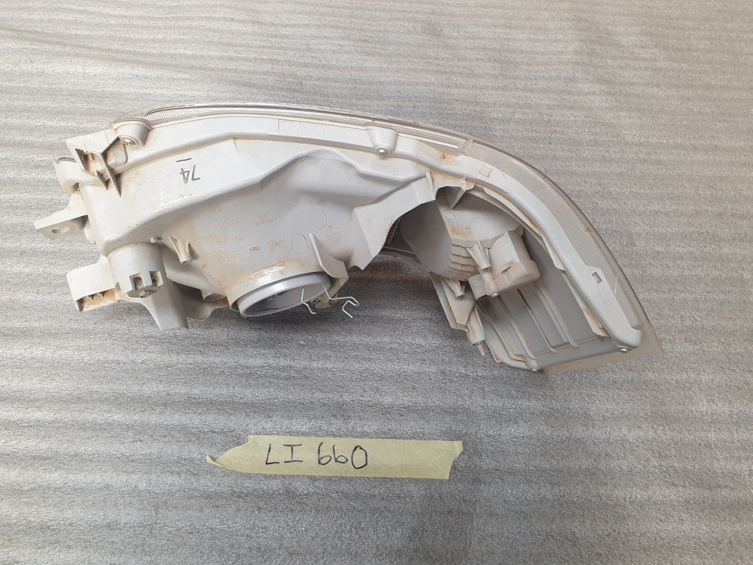 Toyota Quantum Right Headlight