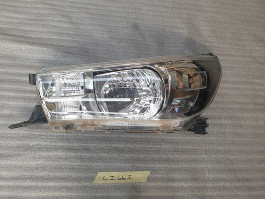 Toyota Hilux SRX 2019 Left Headlight