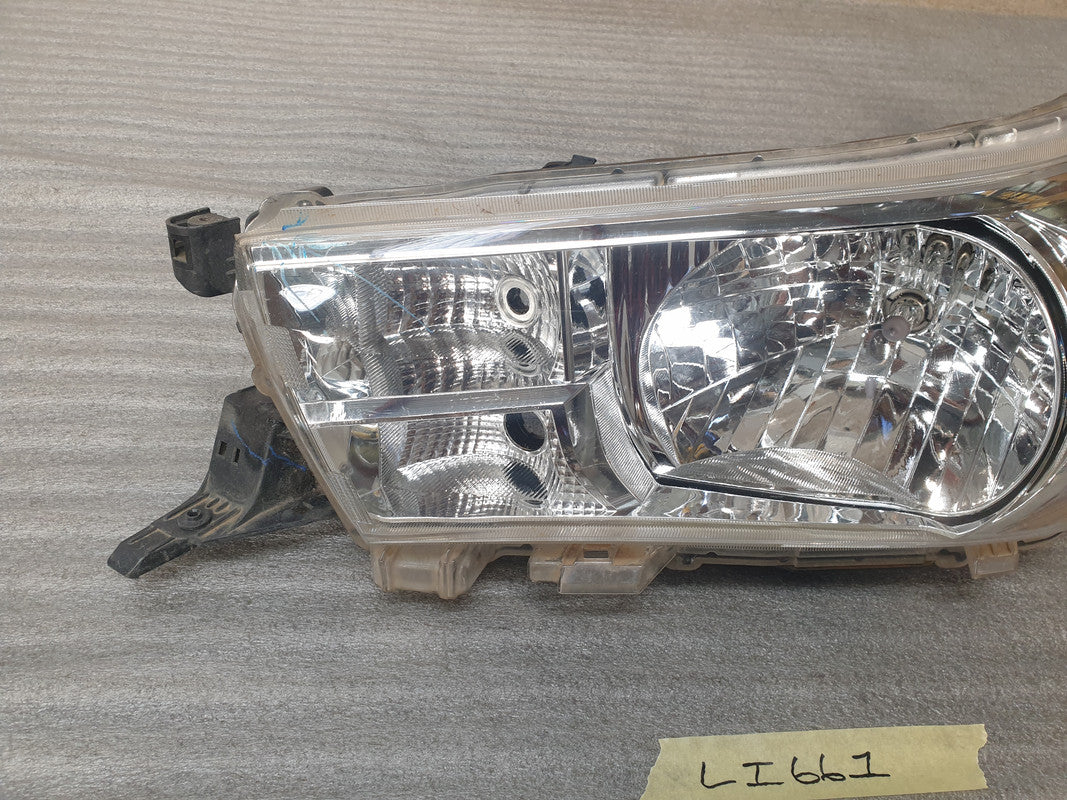 Toyota Hilux SRX 2019 Left Headlight