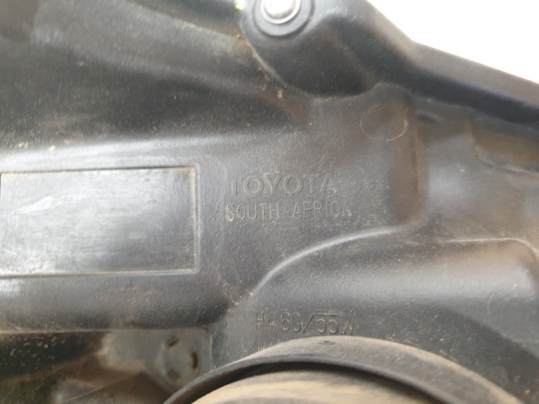 Toyota Hilux SRX 2019 Left Headlight