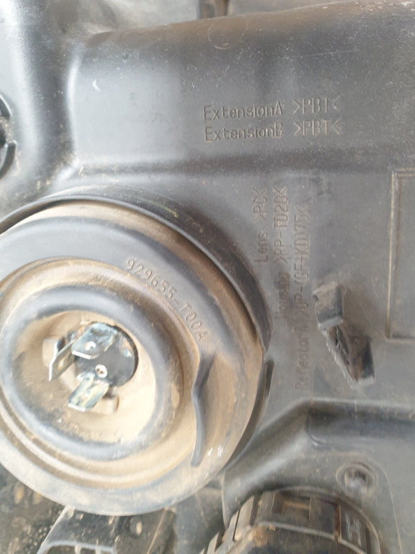 Toyota Hilux SRX 2019 Left Headlight