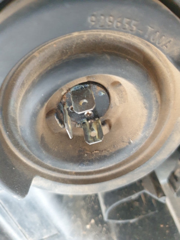 Toyota Hilux SRX 2019 Left Headlight