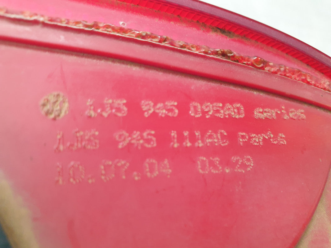 Volkswagen Jetta 4 2005 Left Taillight