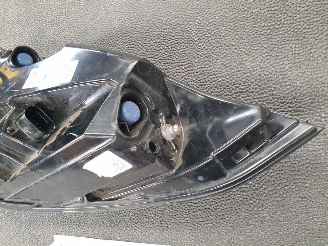 Original Used Porsche Cayenne 2018 Left Outer Tail Light