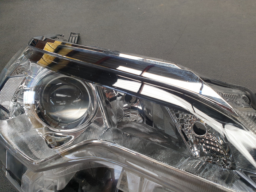 Toyota Fortuner 2018 Right Headlight