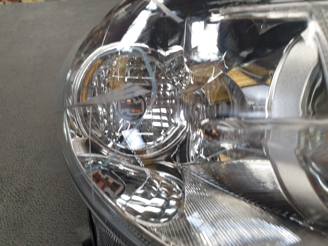 Toyota Fortuner 2018 Right Headlight