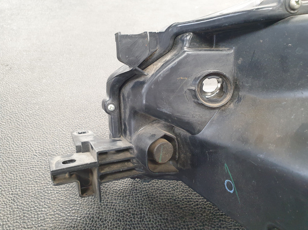 Toyota Fortuner 2018 Right Headlight