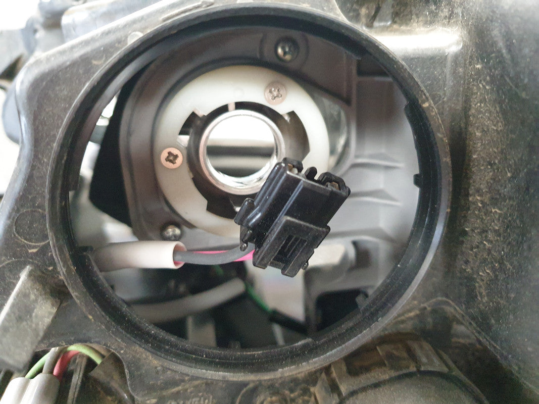 Toyota Fortuner 2018 Right Headlight