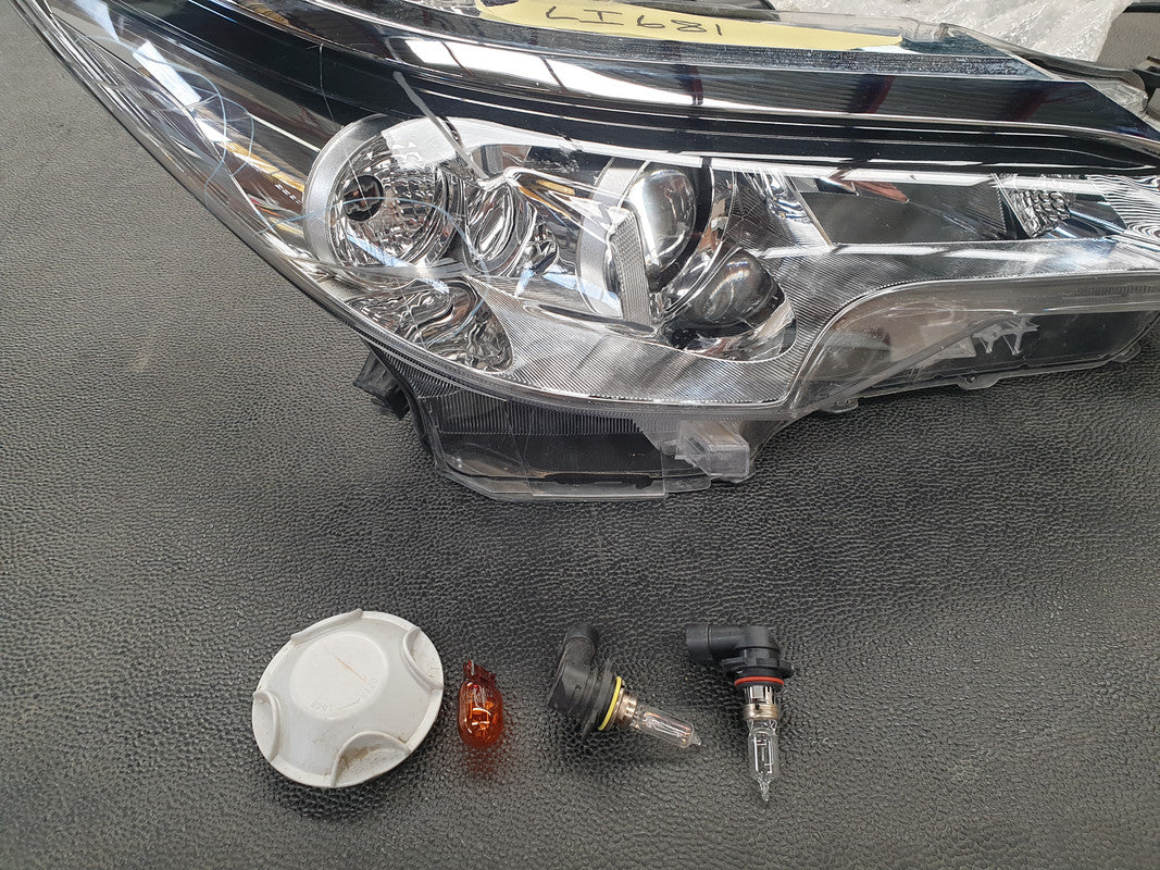 Toyota Fortuner 2018 Right Headlight