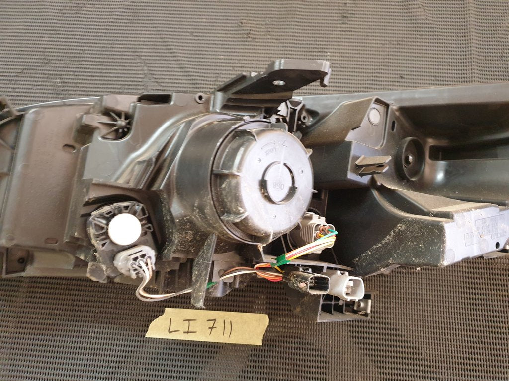 Mitsubishi Eclipse Cross Right Headlight