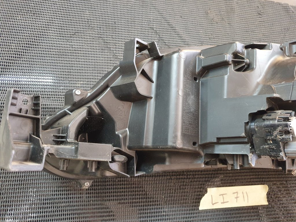 Mitsubishi Eclipse Cross Right Headlight