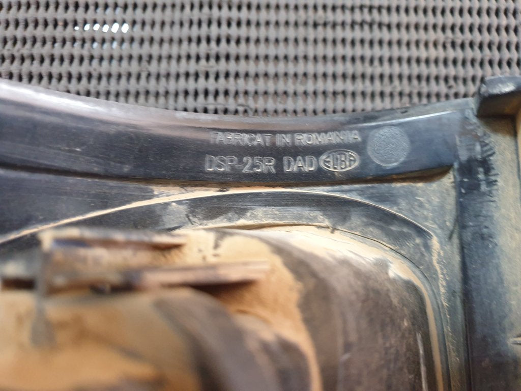 Nissan NP200 Right Taillight