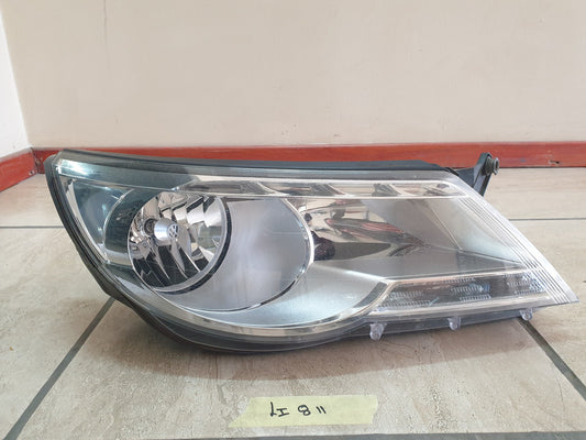 Volkswagen Tiguan Right Headlight