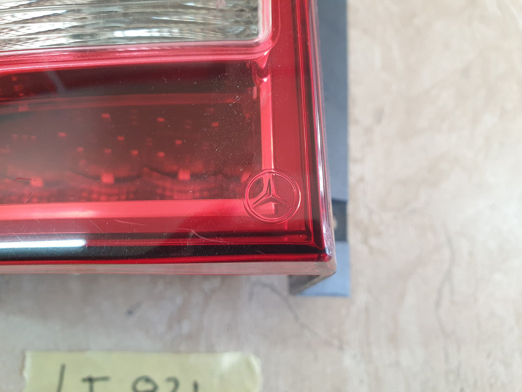 Mercedes-Benz V-Class W447 Left Taillight