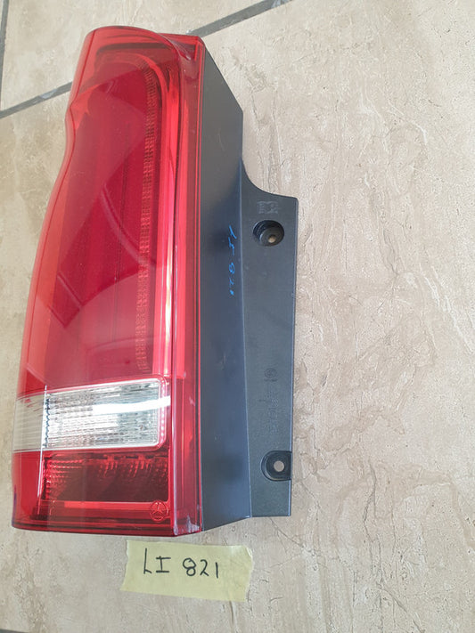Mercedes-Benz V-Class W447 Left Taillight