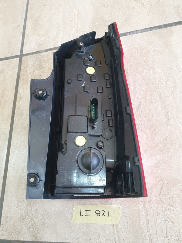 Mercedes-Benz V-Class W447 Left Taillight