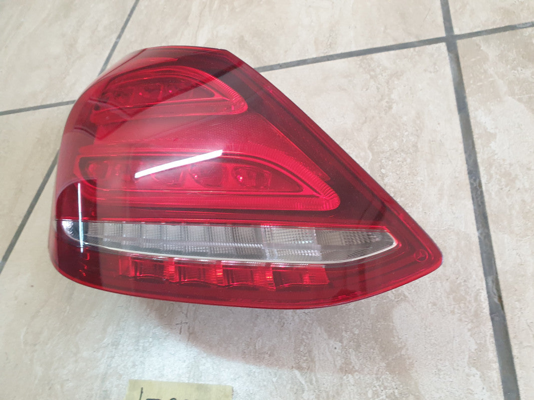 Mercedes-Benz C-Class W205 Left Taillight - Lens loose/broken at bottom right corner
