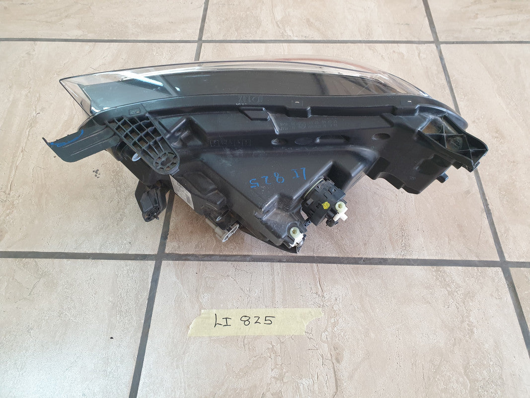 Mercedes-Benz X-Class W470 Right Headlight