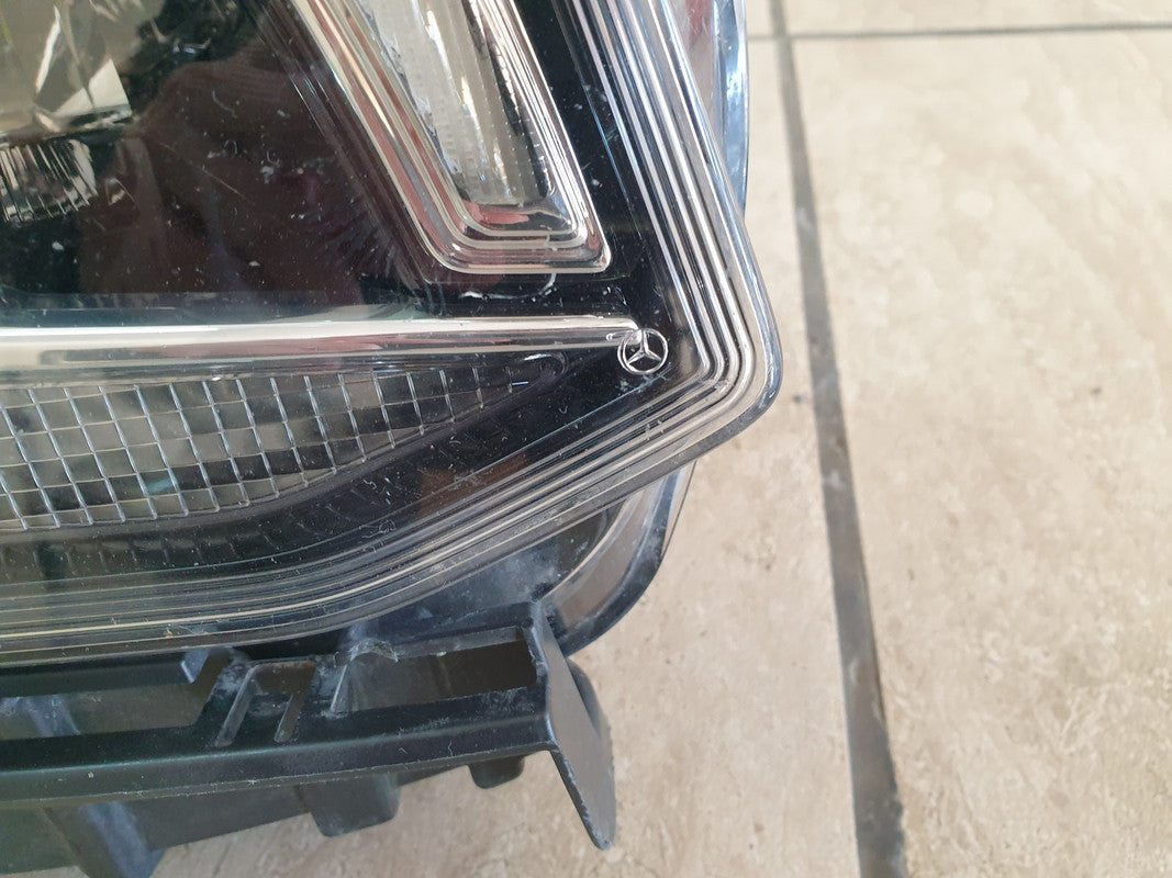 Mercedes-Benz X-Class W470 Right Headlight NO ECU