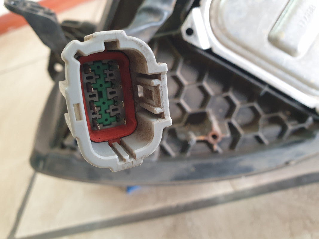 Mercedes-Benz X-Class W470 Right Headlight