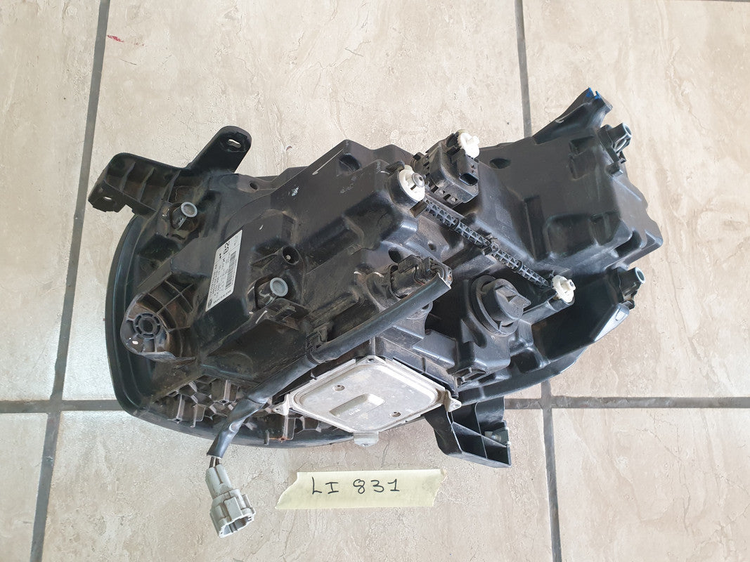 Mercedes-Benz X-Class W470 Right Headlight