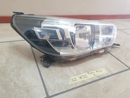 Toyota Hilux Right Headlight