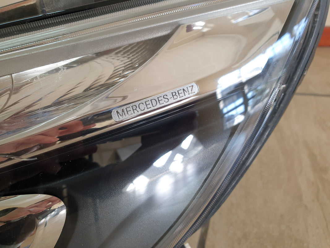 Mercedes-Benz V-Class W447 Left Headlight