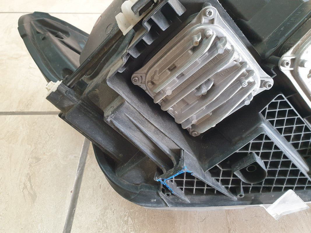 Mercedes-Benz V-Class W447 Left Headlight