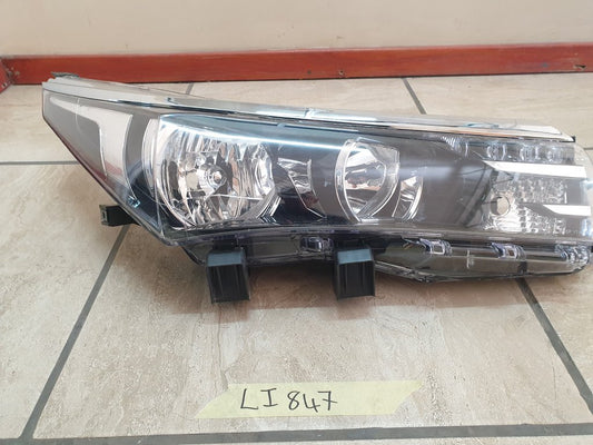 Toyota Corolla Right Headlight