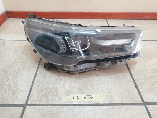Toyota Hilux Right Headlight