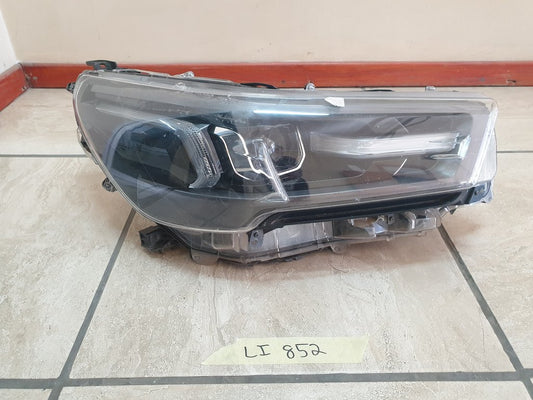 Toyota Hilux Right Headlight