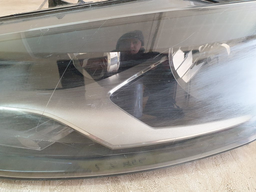 Volkswagen Polo Left Headlight