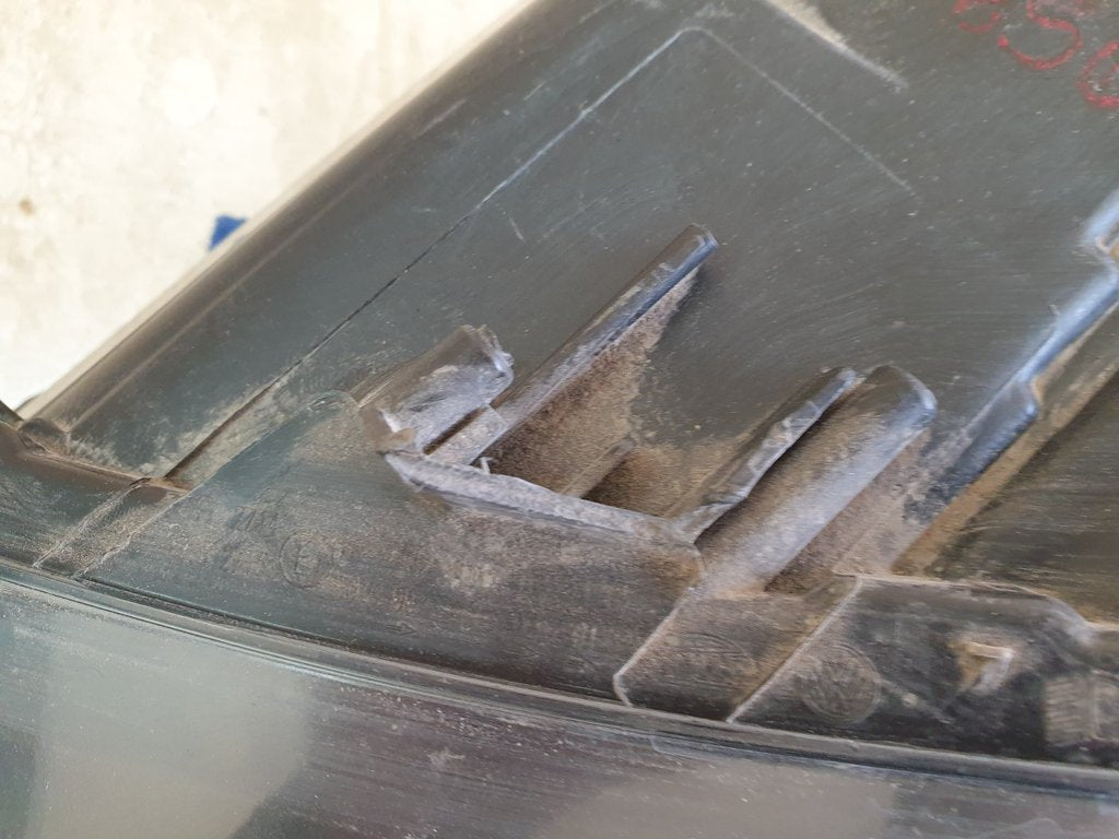 Volkswagen Polo Left Headlight