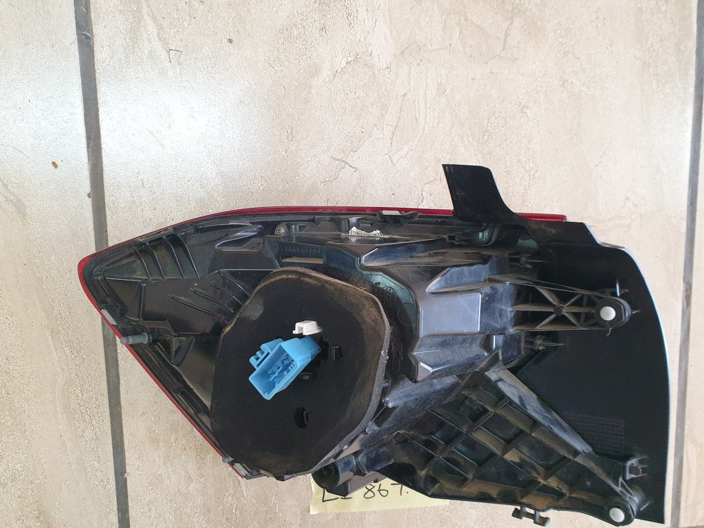 Volkswagen Polo Right Taillight