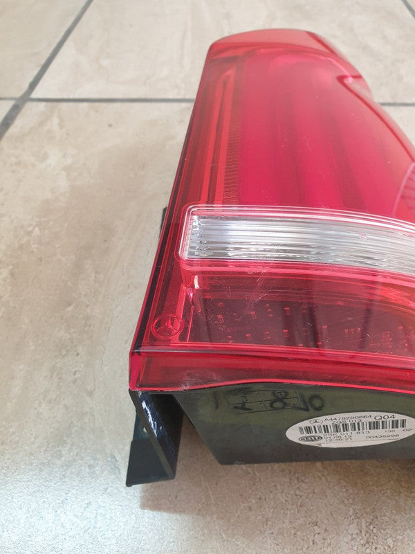 Mercedes-Benz V-Class W447 Right Taillight