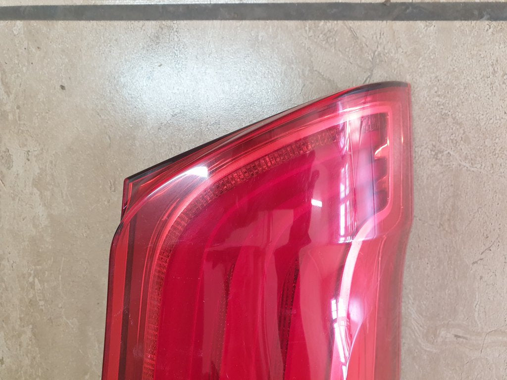 Mercedes-Benz V-Class W447 Right Taillight