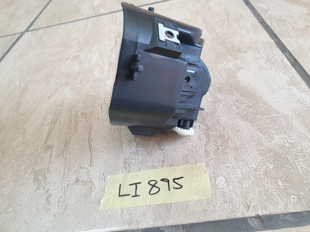 Isuzu Aftermarket D Max Right Fog Light
